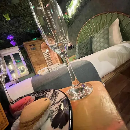 Jungle Jacuzzi Ambiance Tropicale 아파트