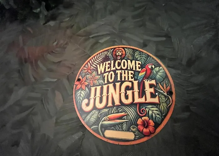 Jungle Jacuzzi Ambiance Tropicale Épernay