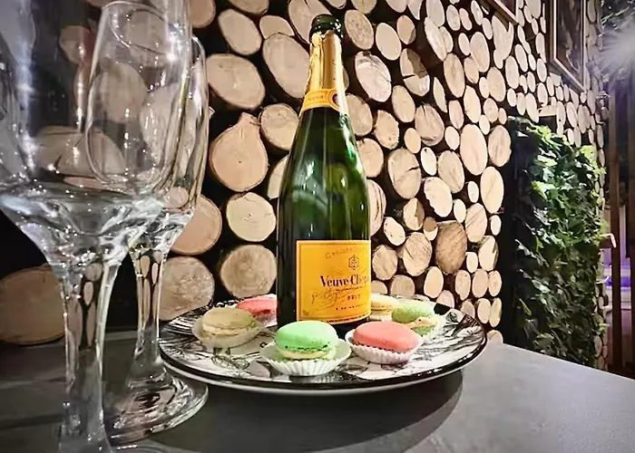 Jungle Jacuzzi Ambiance Tropicale Apartment